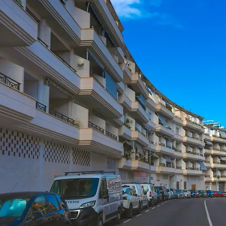 Daire Bay Apartments, Old Town