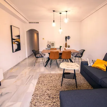 Bay Apartments, Old Town *